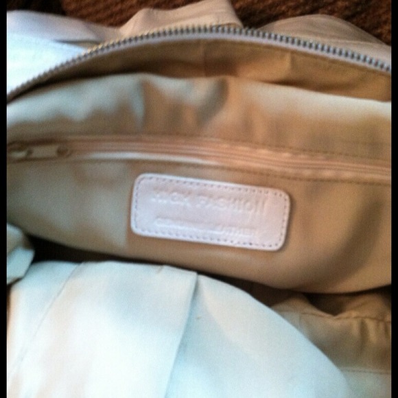 Delfino Hi-Polished Italian Leather Bag 🌼reduced - Picture 2 of 3