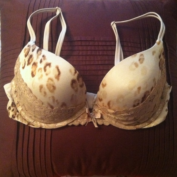 * SOLD VS Bra 34B