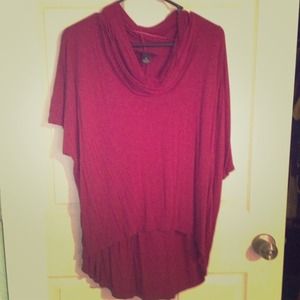 Beautiful burgundy hi-low top