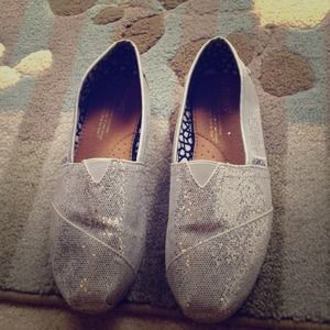 Silver Sparkle Toms