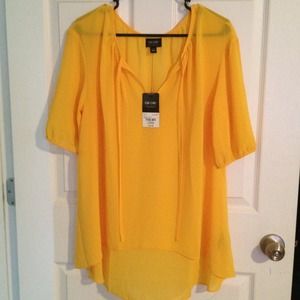 Luxurious canary yellow top