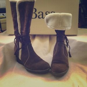 💰REDUCED💰Bass faux fur wedge boots