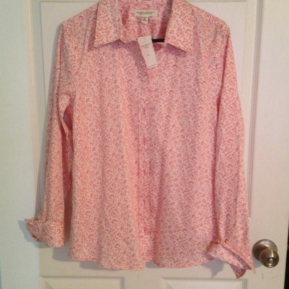 Very cute floral button down from Banana Republic