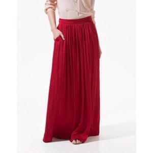 💢SOLD💢ZARA Red Satin Maxi Skirt with Pockets