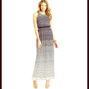 NWT Navy & Cream Maxi Dress