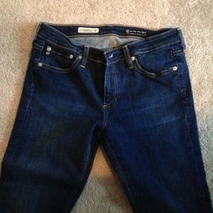 AG medium wash denim skinny fit leggings