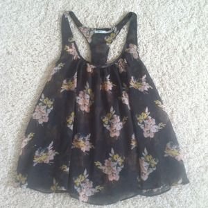 Kimchi Blue floral shirt SIZE XS