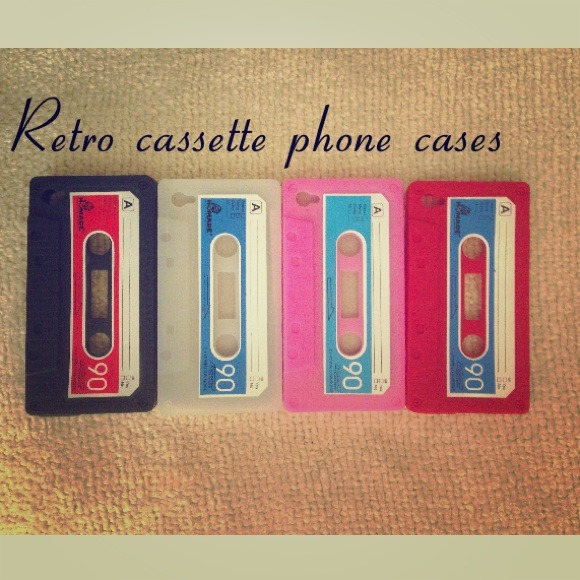 🚫Sold🚫cassette phone cases for your iPhone 4 4s.