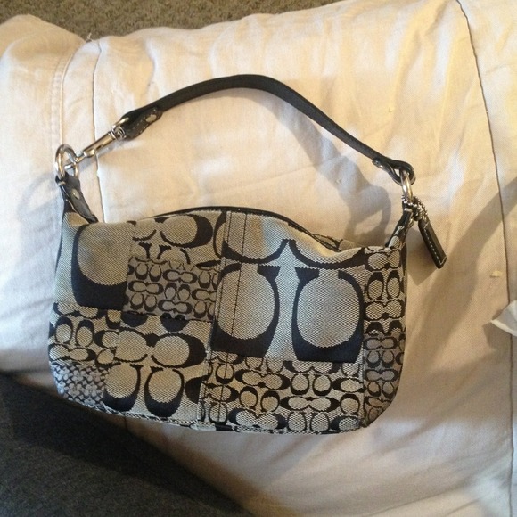 🚫SOLD🚫Coach black and grey bag authentic - Picture 1 of 4