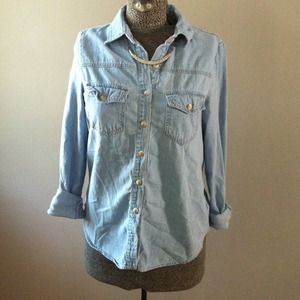 SOLD Light wash chambray shirt