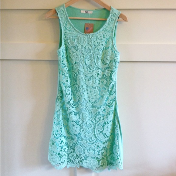 YA Los angelsl mint green lace dress - Picture 2 of 4