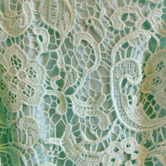 YA Los angelsl mint green lace dress - Picture 4 of 4
