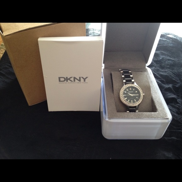 DKNY ceramic quartz black dial women's watch