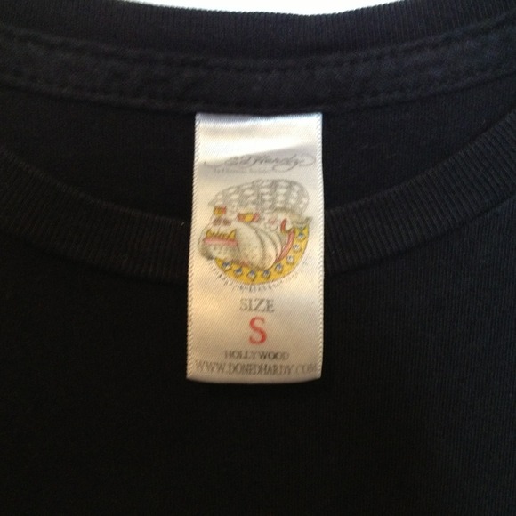 Ed Hardy Tee - Picture 2 of 4