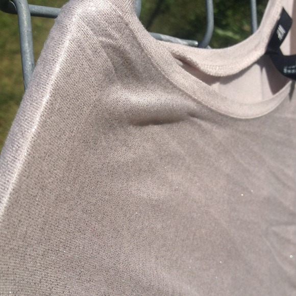 🚫Sold🚫🚫silver infused top oversized - Picture 2 of 2