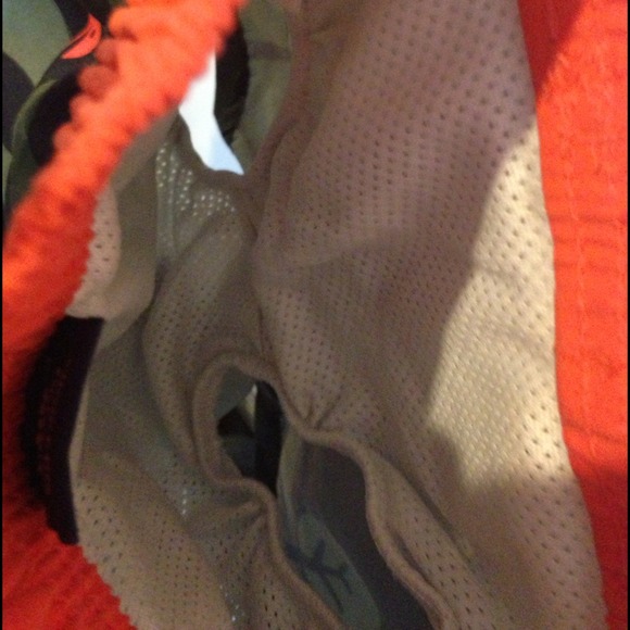 Baby gap board shorts - Picture 3 of 3