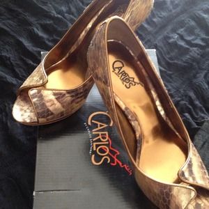Women shoe Carlos by Carlos Santana Gold/Tan