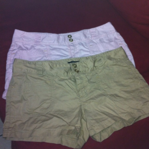 🎀2 Pairs of Express Shorts🎀