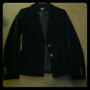 H&M blk velvet blazer