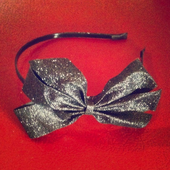 HANDMADE BOW HEADBAND