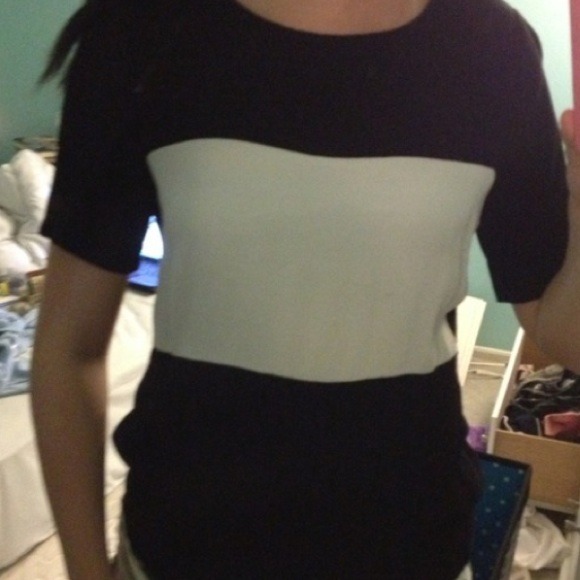Black & White Color Block Shirt - Picture 4 of 4