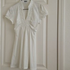 White Maternity Top. Brand new without tags