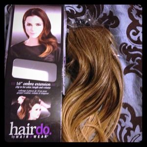 16' ombré extension by HairDo HairUWear