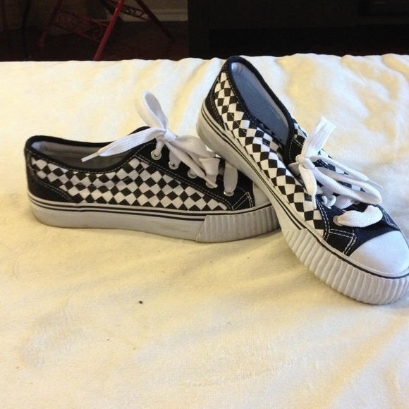 Checkered shoes