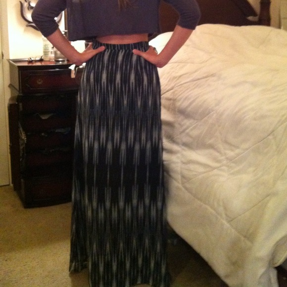 Maxi skirt - Picture 2 of 4