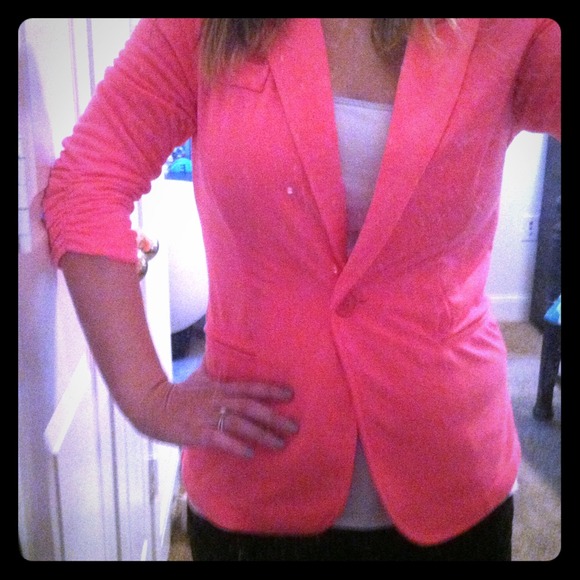 Sweet Child bright pink blazer!
