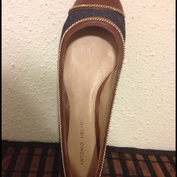 Antonio Melani flats