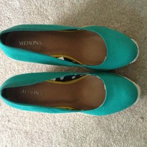 Size 6 Merona Pumps
