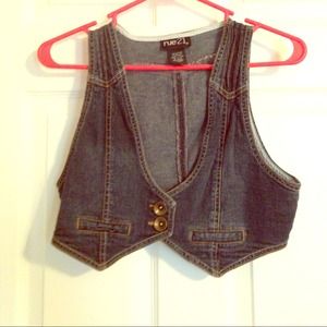 Cropped Jean Vest