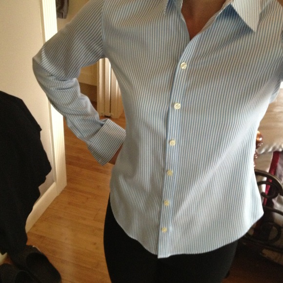 🚫BLUE SOLD Banana Republic Non-iron Fit Striped - Picture 4 of 4