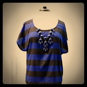 Black & blue top