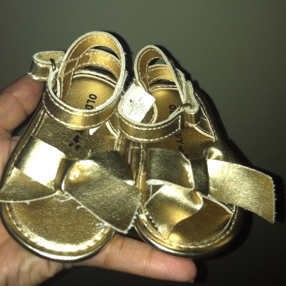 Gold size 2 infant sandals