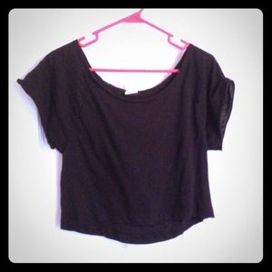 Black Cropped Scoop Neck Tee