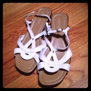 Barely worn size 10 white cabin creek sandals