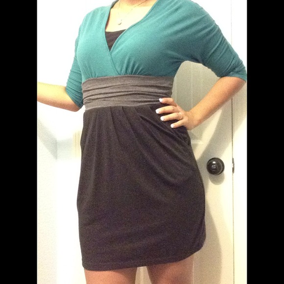 🚫SOLD🚫Casual Quarter-sleeve Dress - Picture 2 of 4