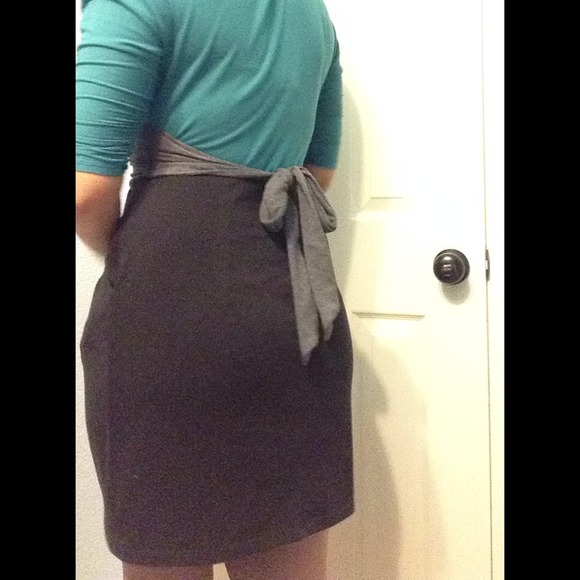 🚫SOLD🚫Casual Quarter-sleeve Dress - Picture 3 of 4