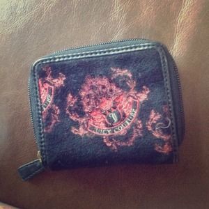 Juicy couture wallet.