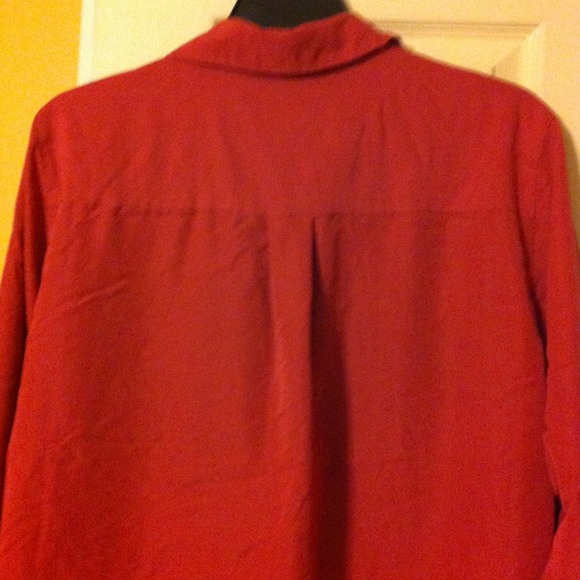 Hot pink shirt - Picture 3 of 3