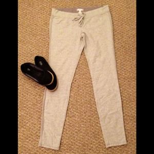 ❌SOLD❌Grey Gilly Hicks Sweatpants Leggings
