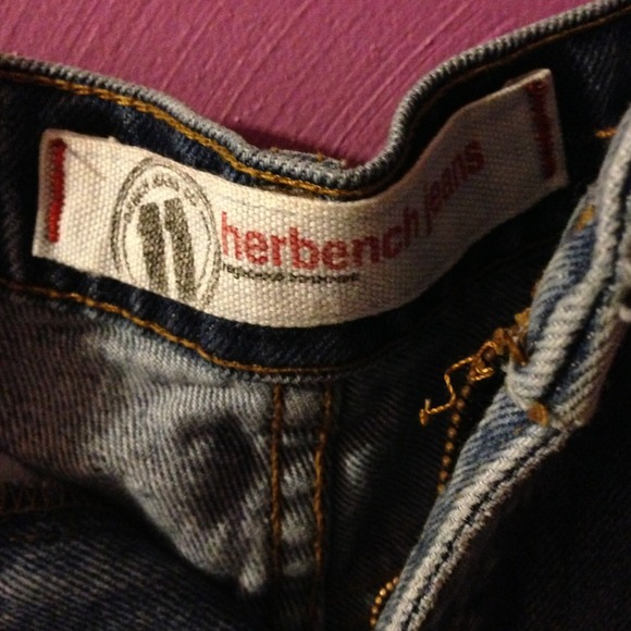 Herbench high waist shorts - Picture 2 of 3