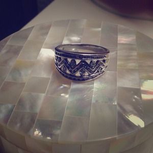 White gold cocktail ring w real diamonds