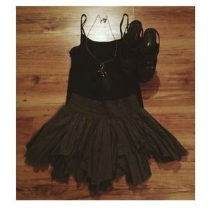 💟SOLD💟Mossimo Brown Ruffle Skirt