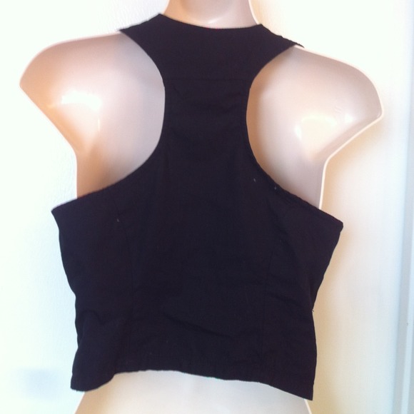 Cute black vest - Picture 2 of 3