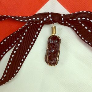 Black crystal pendant
