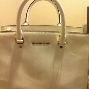 White Michael Kors handbag, BRAND NEW!!