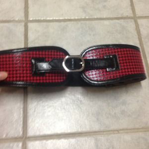 SOLD IN BUNDLE 🎀Betsey Johnson red/black belt